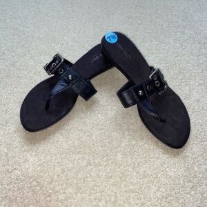 Nine West Black Leather Sandal - Size 7.5